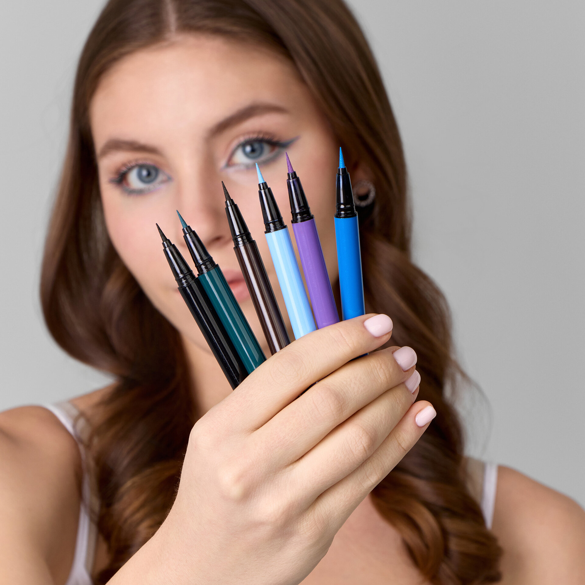 LIMONI Водостойкая подводка-фломастер  "Color Waterproof Eyestyler", тон 04